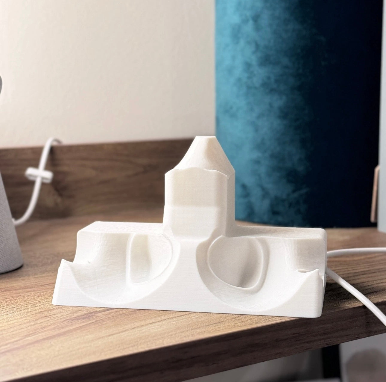 VR Charging Stand /Dock/ Pod/ Support for Meta Quest 3