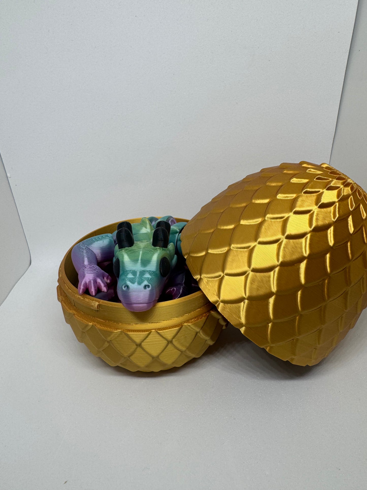 Articulated Dragon And Egg